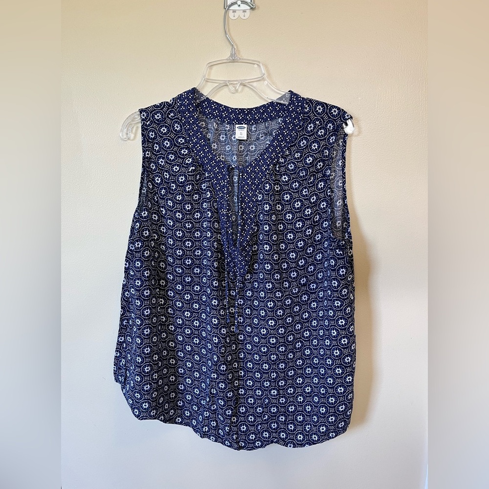 Old Navy Navy Blue Patterned Blouse